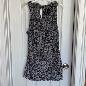 Ladies Sleeveless Top Large Dressy Black & White